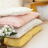 Petit coussin long bébé